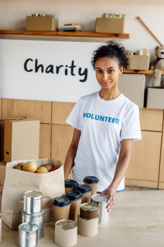 Volunteer getting ready for accounting Volunteer getting ready for accounting